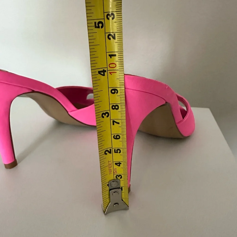 Steve Madden Hot Pink Slip On Heels - Picture 3 of 5